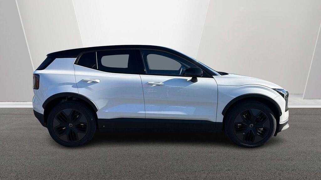 Volvo EX30 Cross Country 315Kw Tm Perf Cross Country Ultra 69Kwh White #3