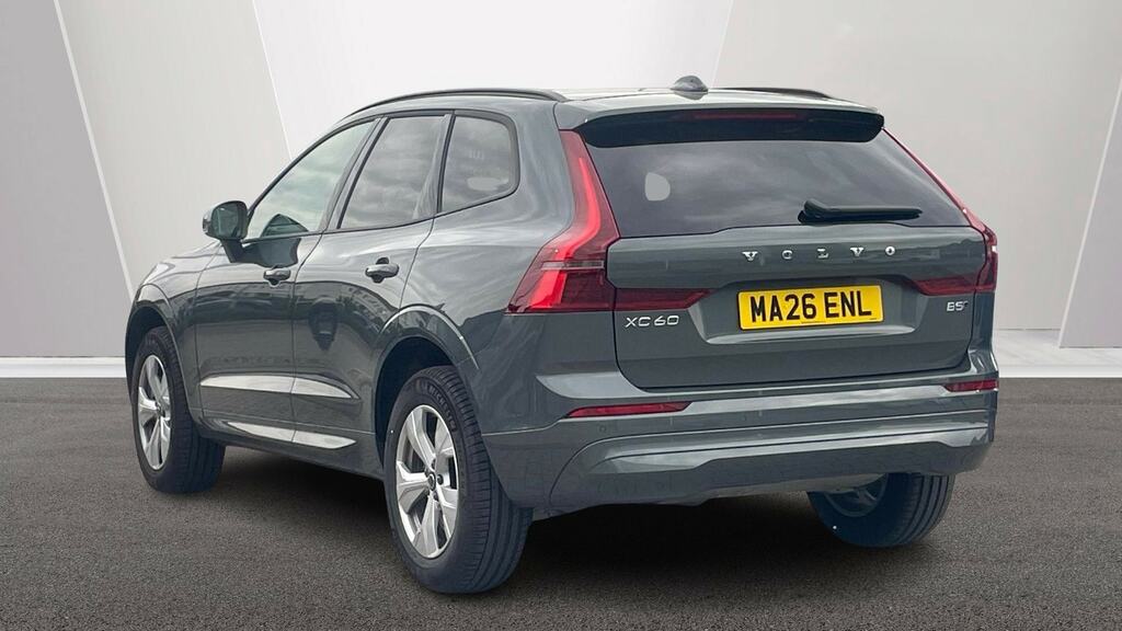 Volvo XC60 2.0 B5p Core Awd Geartronic MA26ENL Green #2