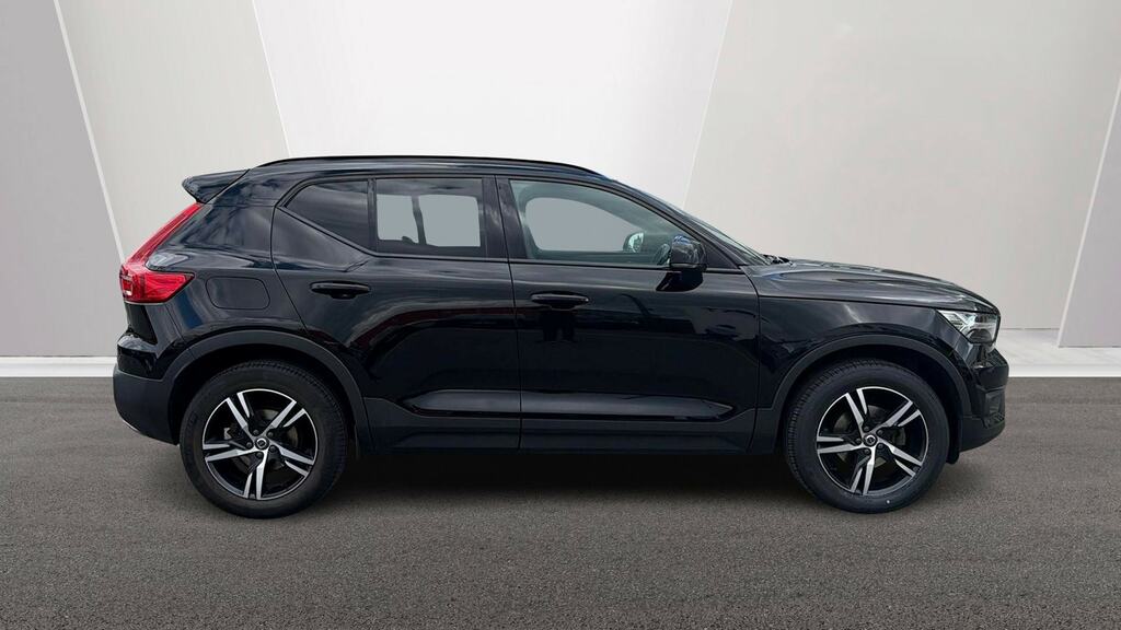 Volvo XC40 1.5 T3 163 R Design DG20VUS Black #3