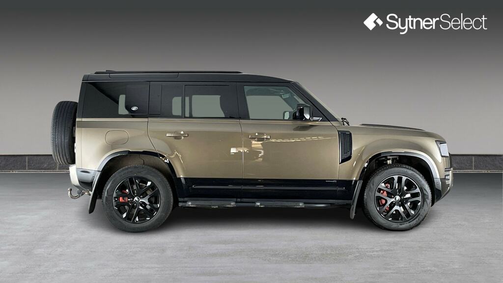 Land Rover Defender 110 3.0 P400 X 110 Brown #3