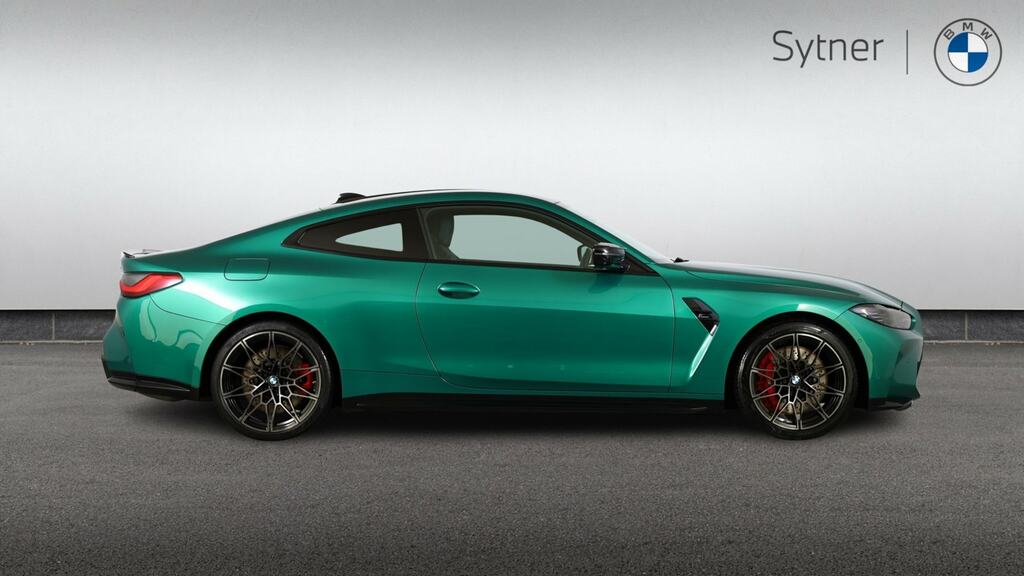 BMW M4 M4 Xdrive Competition M Step CV22KFR Green #3
