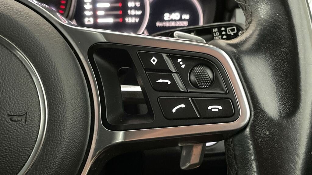 Porsche Cayenne E-hybrid Tiptronic S White #18