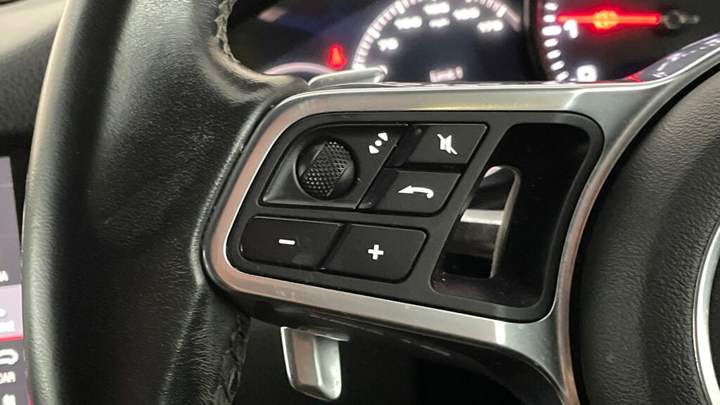 Porsche Cayenne E-hybrid Tiptronic S White #17