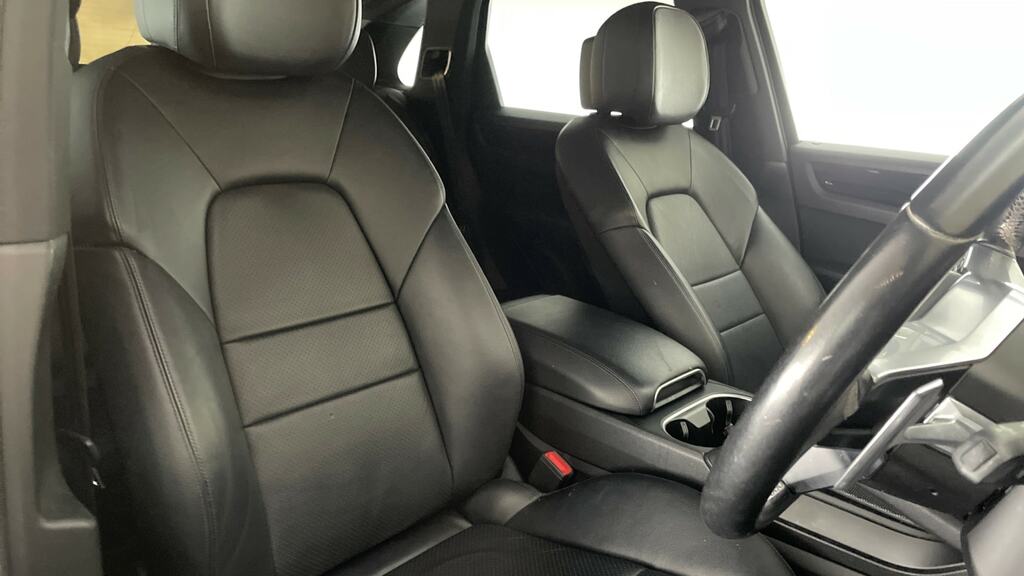 Porsche Cayenne E-hybrid Tiptronic S White #10