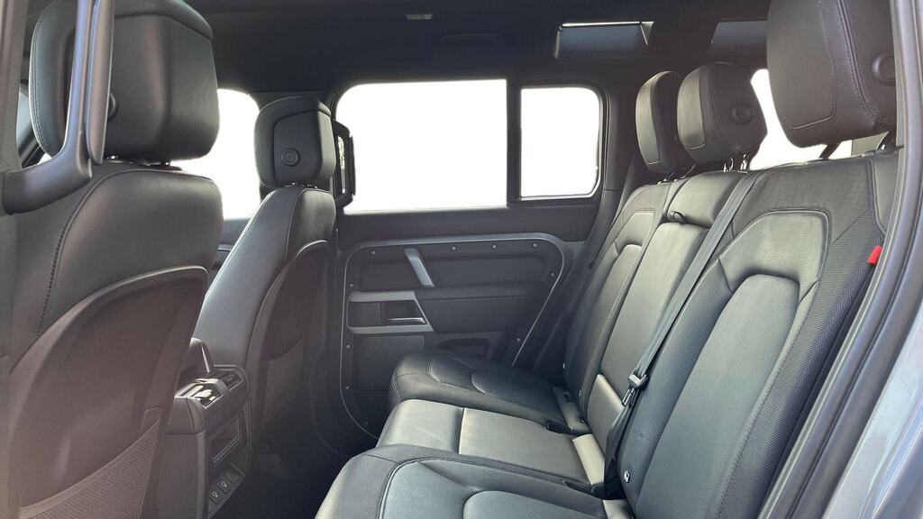 Land Rover Defender 110 3.0 D300 X-dynamic Hse 110 WR72MVO Grey #4
