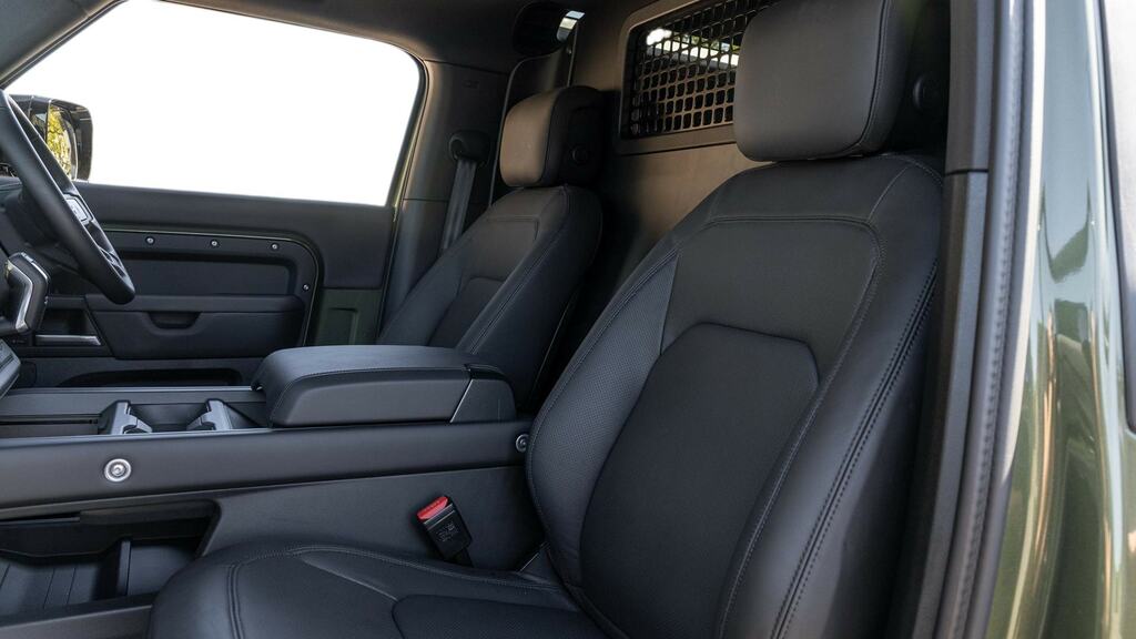 Land Rover Defender 90 3.0 D350 Hard Top X-dynamic Hse Green #4
