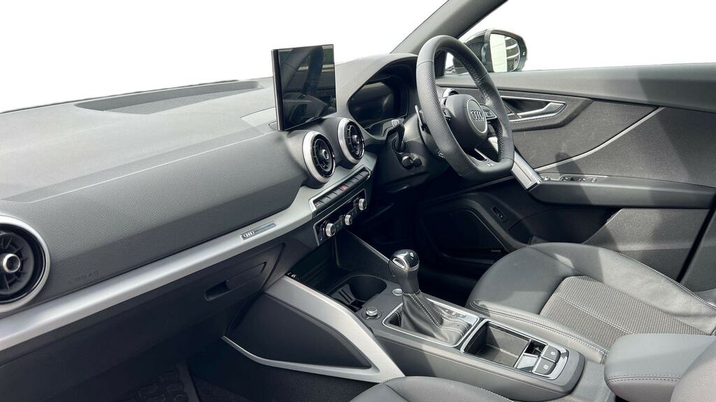 Audi Q2 35 Tfsi Black Edition S Tronic Tech Pro Grey #2