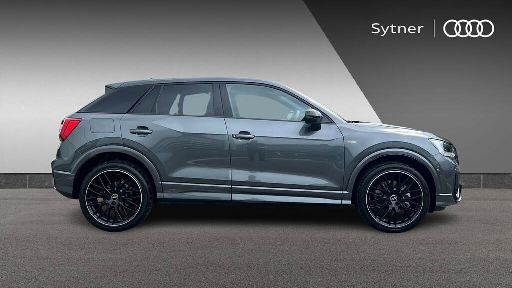 Audi Q2 35 Tfsi Black Edition S Tronic Tech Pro Grey #4
