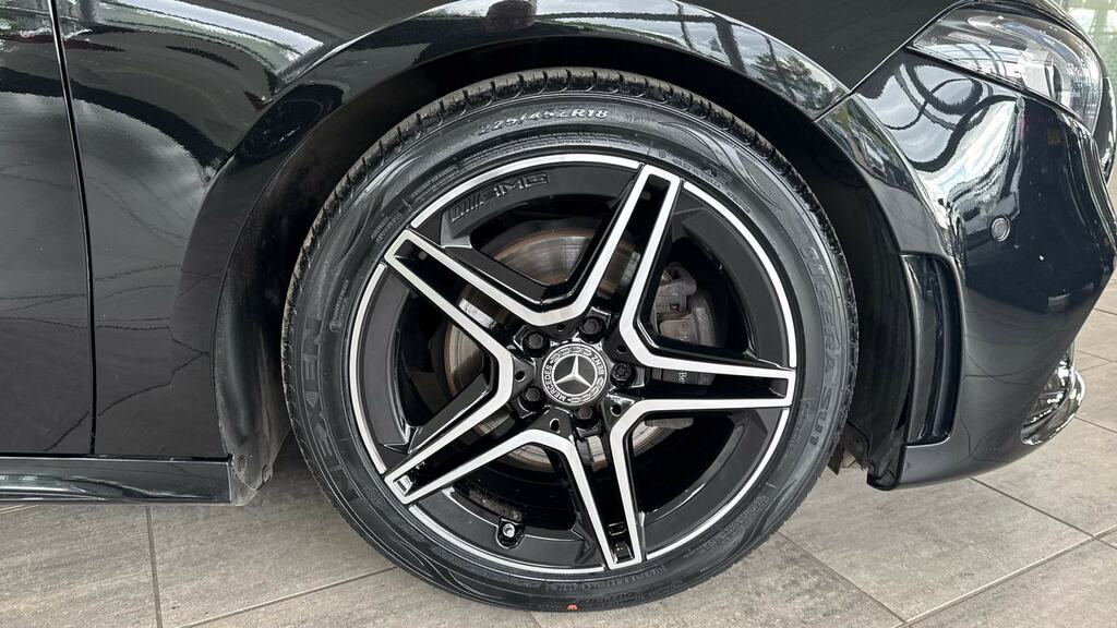 Mercedes-Benz A Class A200 Amg Line Executive KN23YXP Black #5