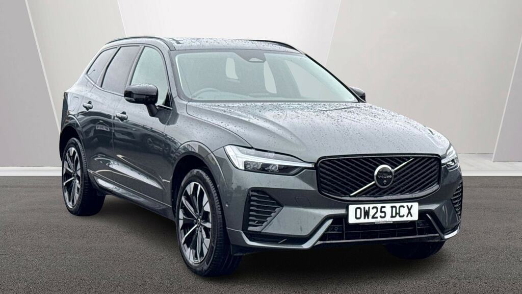 Volvo XC60 2.0 B5p Plus Dark Awd Geartronic Green