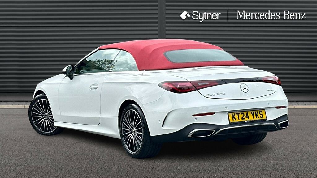 Mercedes-Benz 300 Cle 300 4Matic Amg Line Premium 9G-tronic White #4