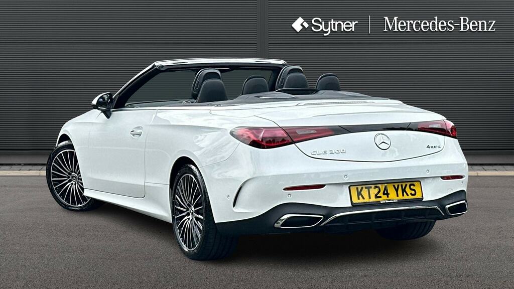Mercedes-Benz 300 Cle 300 4Matic Amg Line Premium 9G-tronic White #3