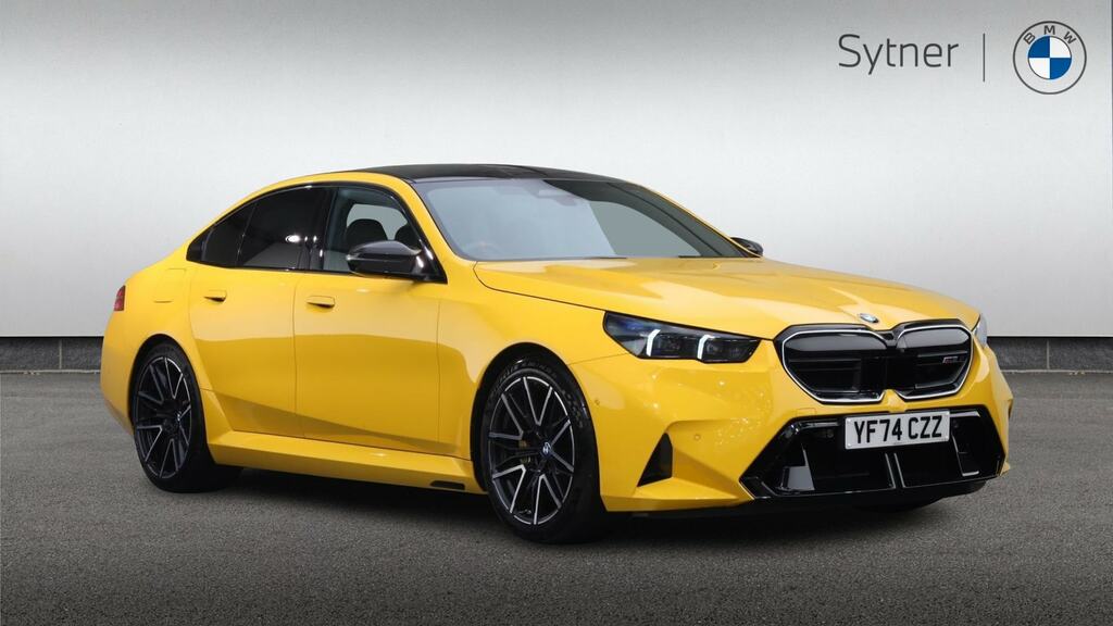 BMW M5 M5 Dct Ultimate Pack Yellow