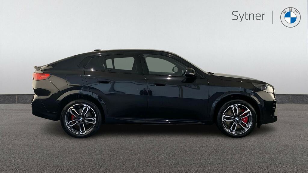 BMW iX2 150Kw Edrive20 Shadow Edition 65Kwh CV26VBE Black #3