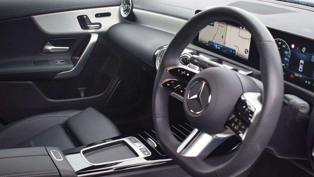 Mercedes-Benz CLA Class Cla 180 Amg Line Premium Plus Tip WP25AUE Blue #3