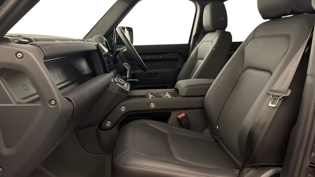Land Rover Defender 110 3.0 D250 X-dynamic Se 110 KJ25OCL Black #3