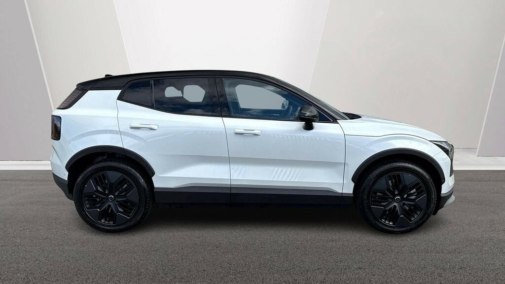 Volvo EX30 Cross Country 315Kw Tm Perf Cross Country Ultra 69Kwh White #3