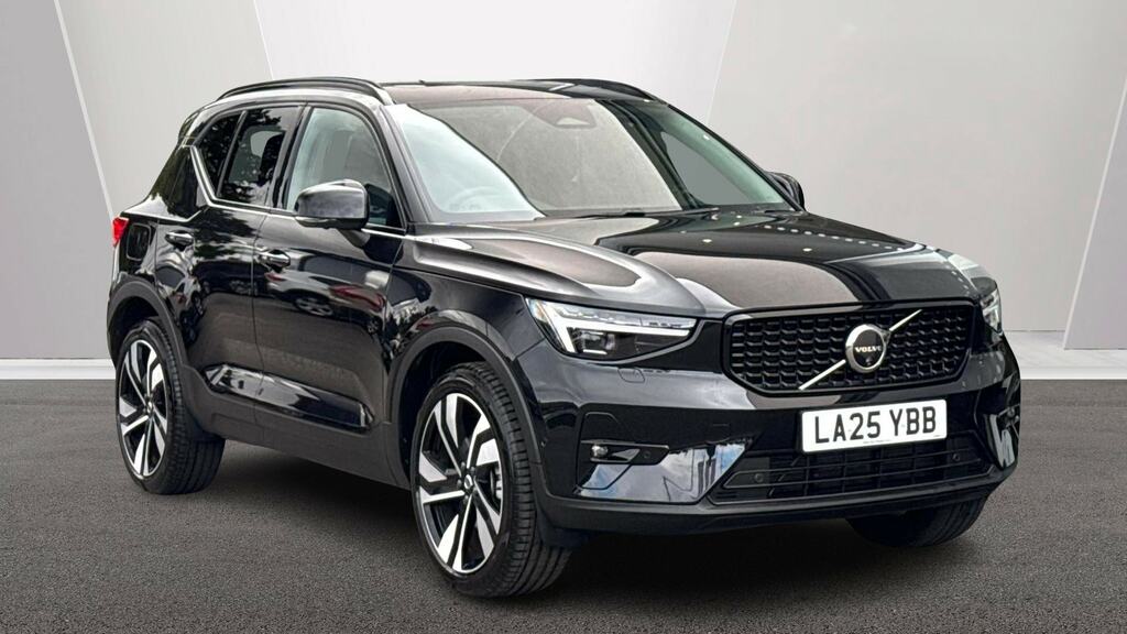 Volvo XC40 2.0 B3p Ultra Dark Black