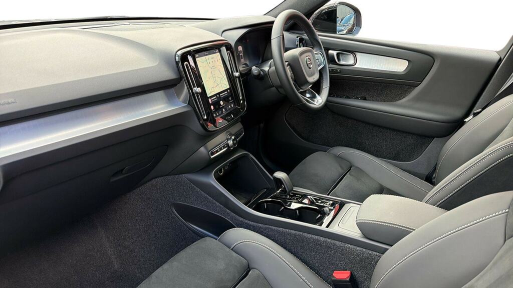 Volvo XC40 2.0 B3p Ultra Dark RV75CKN Silver #4