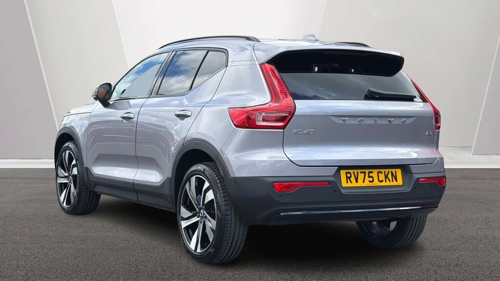 Volvo XC40 2.0 B3p Ultra Dark RV75CKN Silver #2