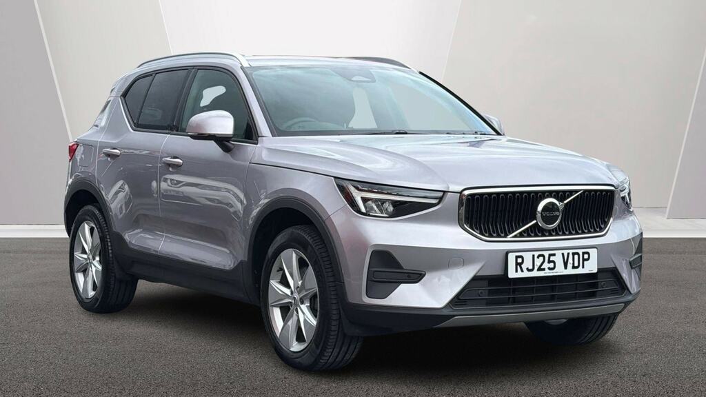Volvo XC40 2.0 B3p Core Silver