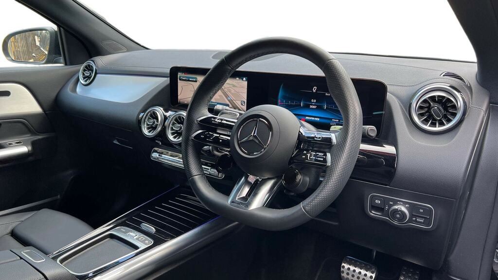 Mercedes-Benz GLA Class Gla 35 4Matic Premium KR74RYG Black #3