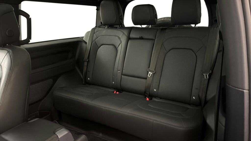 Land Rover Defender 90 3.0 D250 Hse 90 FJ22YCV Black #4