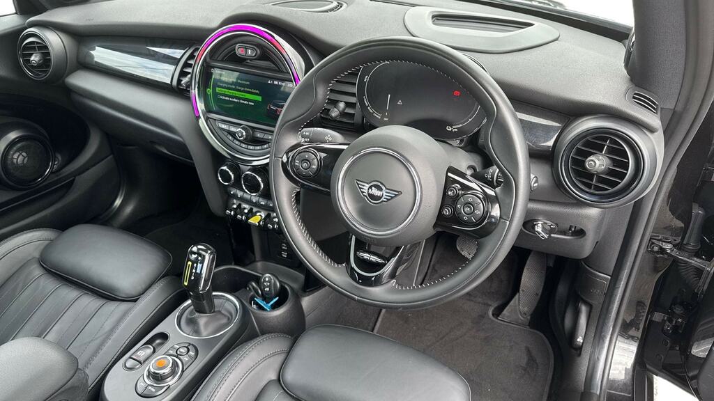Mini Electric 135Kw Cooper S Level 3 33Kwh GV70NWW Black #6