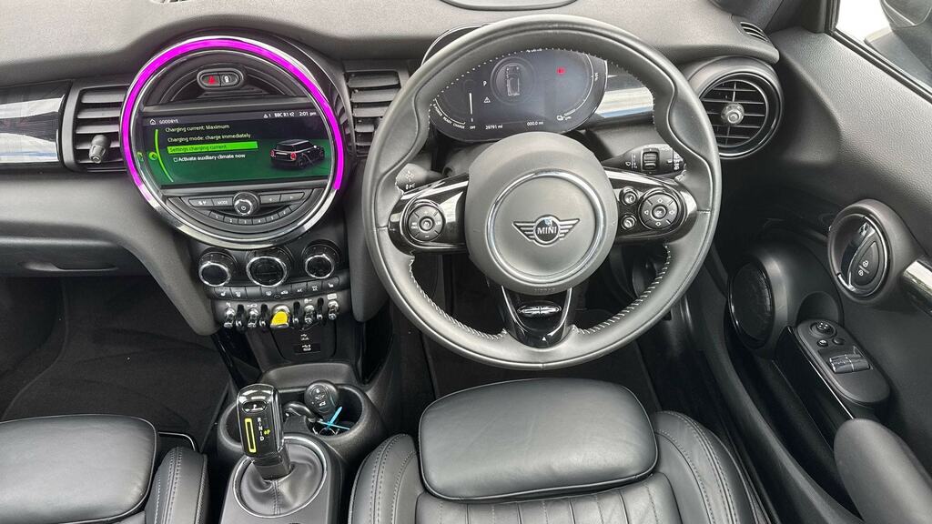 Mini Electric 135Kw Cooper S Level 3 33Kwh GV70NWW Black #5