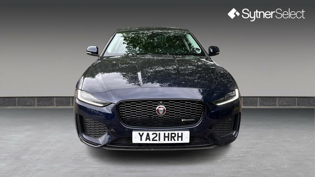 Jaguar XE 2.0 D200 R-dynamic Hse YA21HRH Blue #4