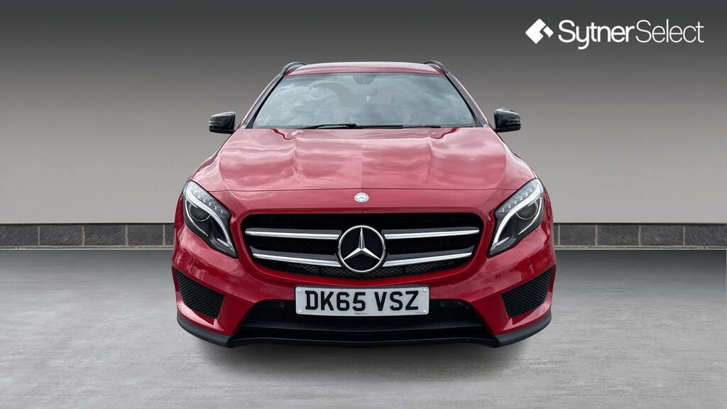 Mercedes-Benz GLA Class Gla 220 Cdi 4Matic Amg Line Premium Red #4