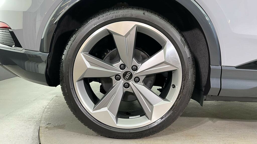 Audi Q4 E Tron 210Kw 45 82Kwh Black Edition Tech Pack FD26BSV Grey #5
