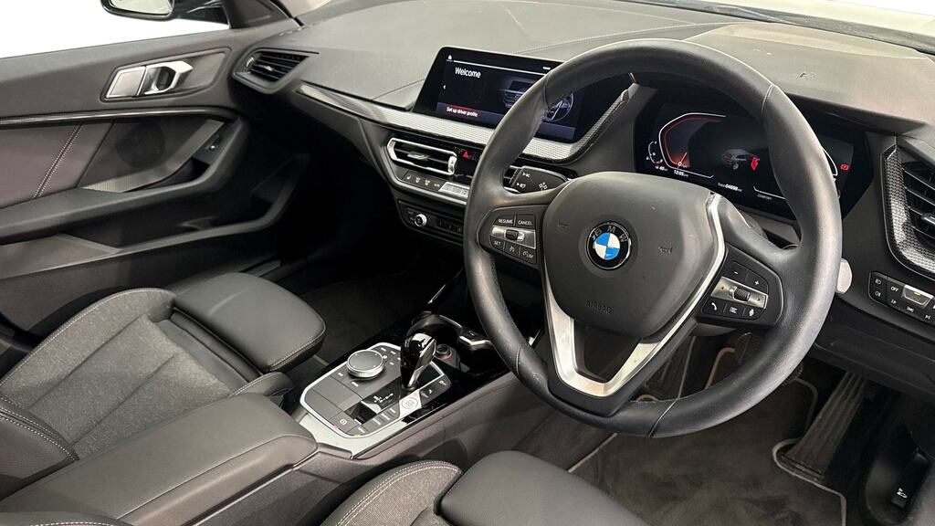 BMW 1 Series 118I 136 Sport Step Live Cockpit Pro Black #6
