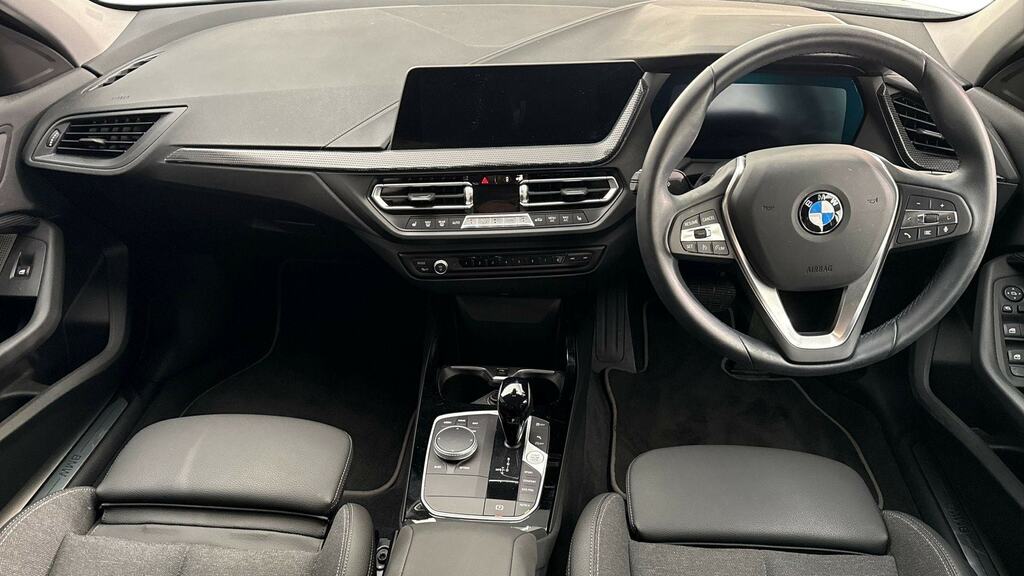 BMW 1 Series 118I 136 Sport Step Live Cockpit Pro Black #4