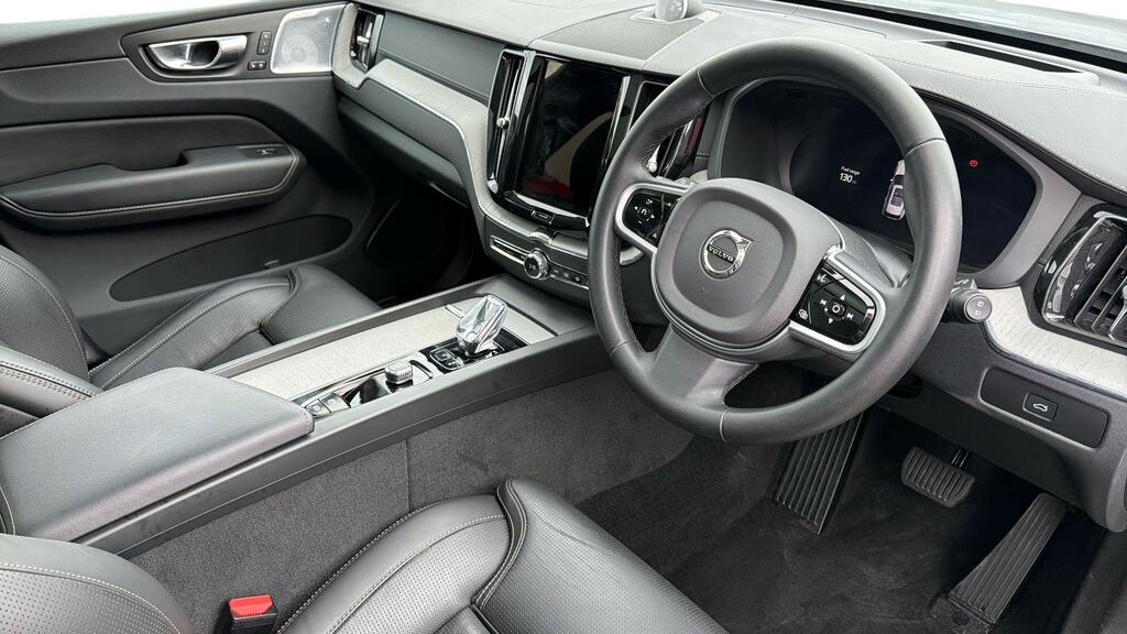 Volvo XC60 2.0 B5p Ultra Dark Awd Geartronic RV25STX Grey #5