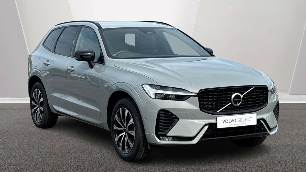 Volvo XC60 2.0 B5p Plus Dark Awd Geartronic Grey
