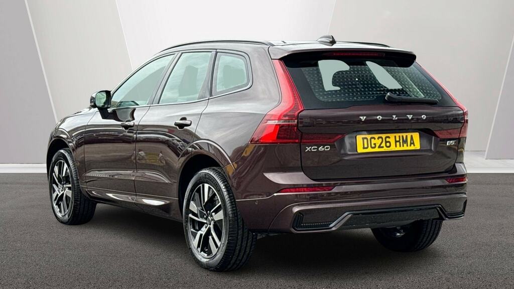 Volvo XC60 2.0 B5p Plus Dark Awd Geartronic DG26HMA Red #2