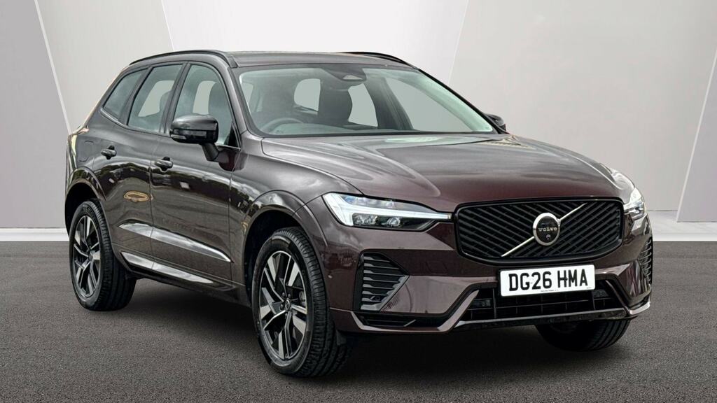 Volvo XC60 2.0 B5p Plus Dark Awd Geartronic Red