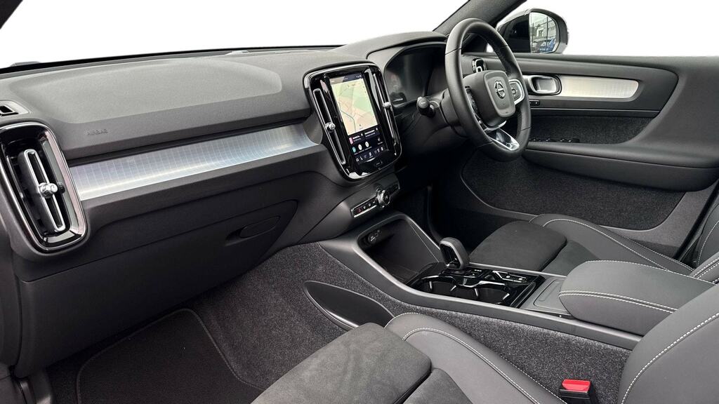 Volvo XC40 2.0 B4p Ultra Black Edition DF26CUA Grey #4