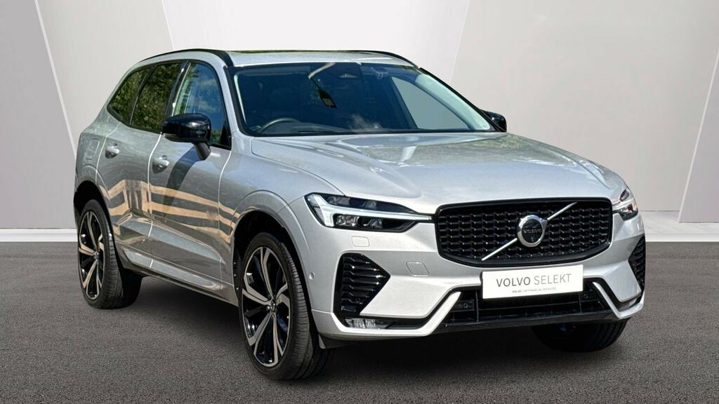 Volvo XC60 2.0 B5p Ultimate Dark Awd Geartronic Silver