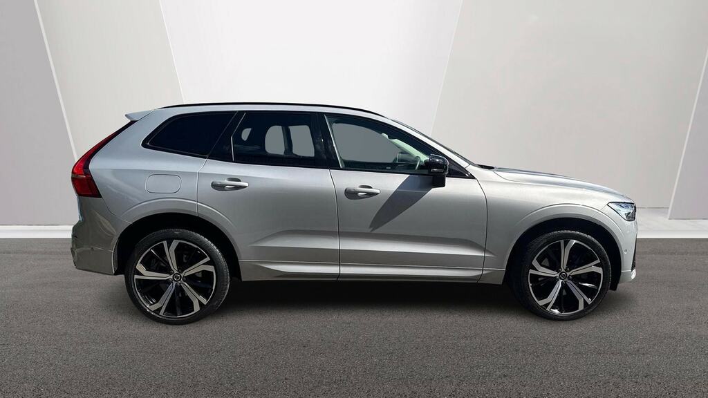 Volvo XC60 2.0 B5p Ultimate Dark Awd Geartronic Silver #3