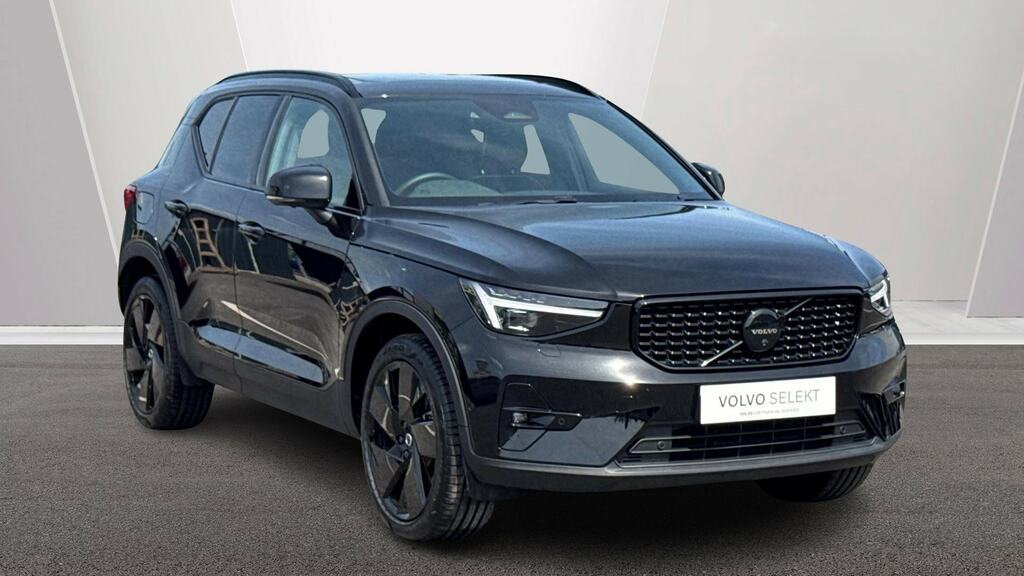 Volvo XC40 2.0 B3p Ultra Black Edition Black