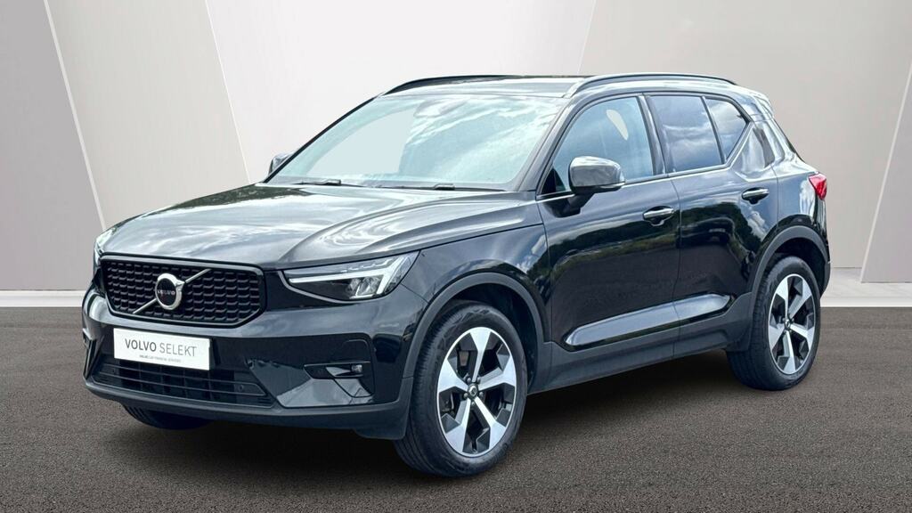 Volvo XC40 2.0 B4p Plus Dark RF25EYL Black #6