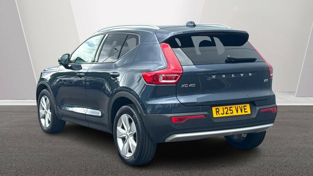 Volvo XC40 2.0 B3p Core RJ25VVE Blue #2