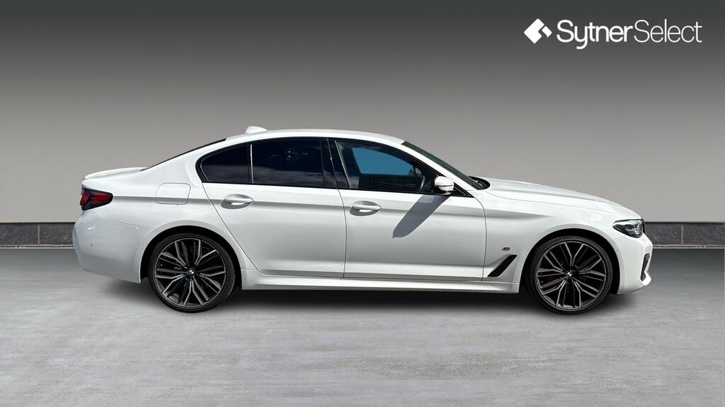 BMW 5 Series 520D Mht M Sport Step Pro Pack SV71VRE White #3