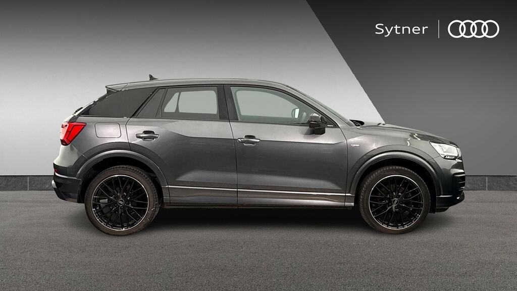 Audi Q2 35 Tfsi Black Edition Grey #4