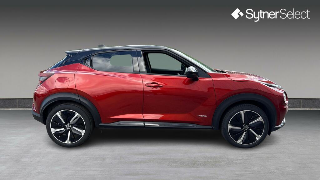 Nissan Juke 1.6 Hybrid Tekna YE23BHW Red #3