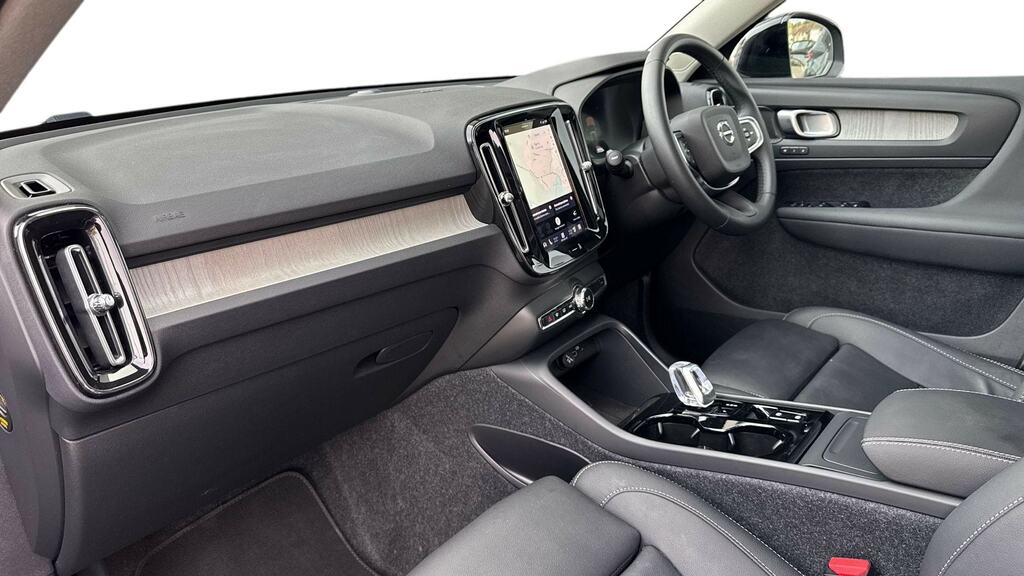 Volvo XC40 2.0 B3p Ultra Dark WF75DWW Silver #4
