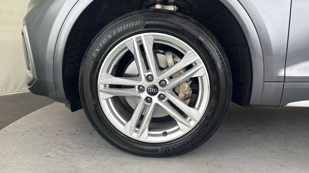 Audi Q5 45 Tfsi Quattro S Line S Tronic LC72HNY Grey #5