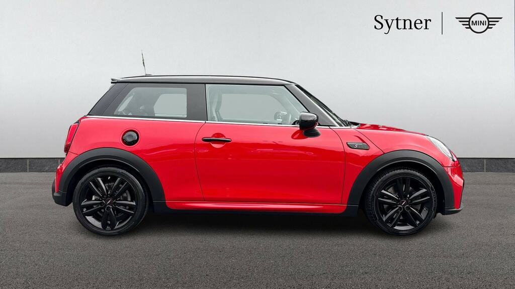 Mini Hatch 2.0 Cooper S Sport II Comfortnav Pack DC22GXY Red #3